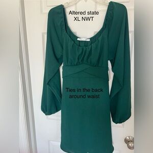 Elegant Green Dress with Back Tie